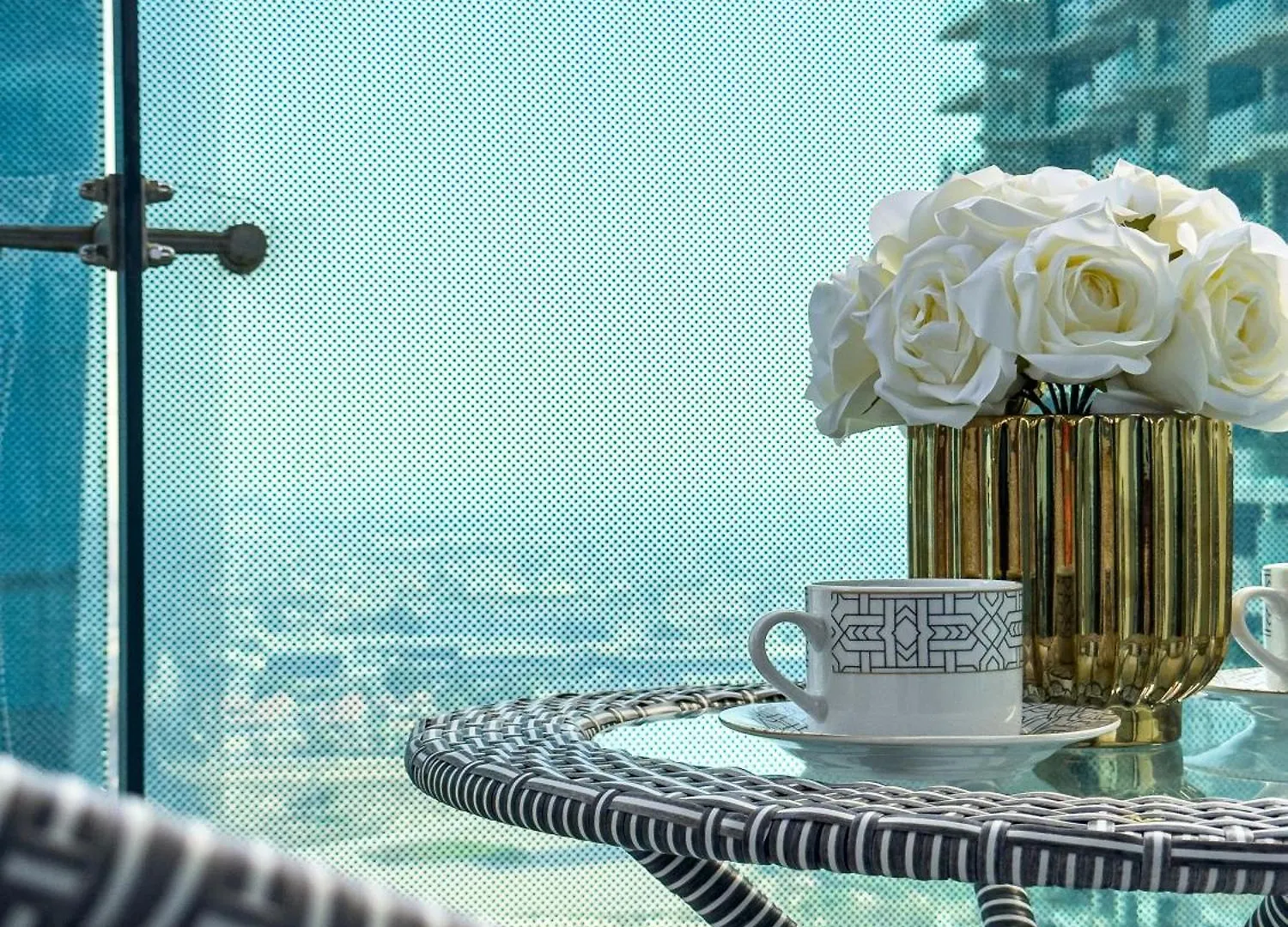Lovely 1Br Business Bay Near Metro - City Skyline Views Dubaj Apartman